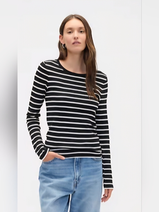 LuLaRoe Tops - LuLaRoe Long Sleeve Top Size Lareg Black And White Stripes